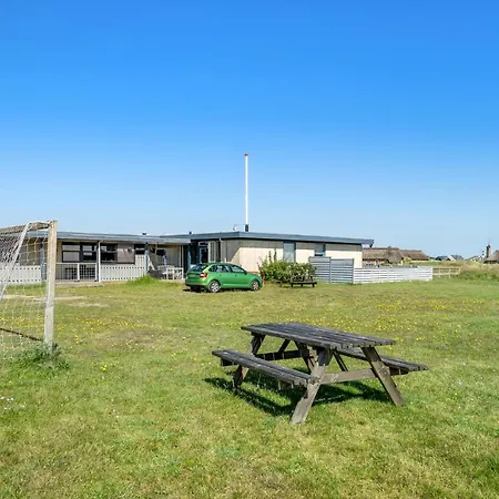 Stunning In Hvide Sande *