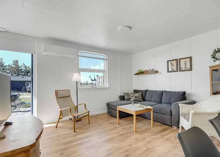 Stunning In Hvide Sande Havrvig